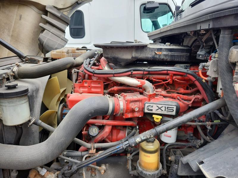 2019 International Lt VIN 1HSDYAPR0KH044046 COPART salvage auction — NORMAL WEAR, In - Certificate Of Title, sold $6,000 on 2026-07-09 (photo 7)
