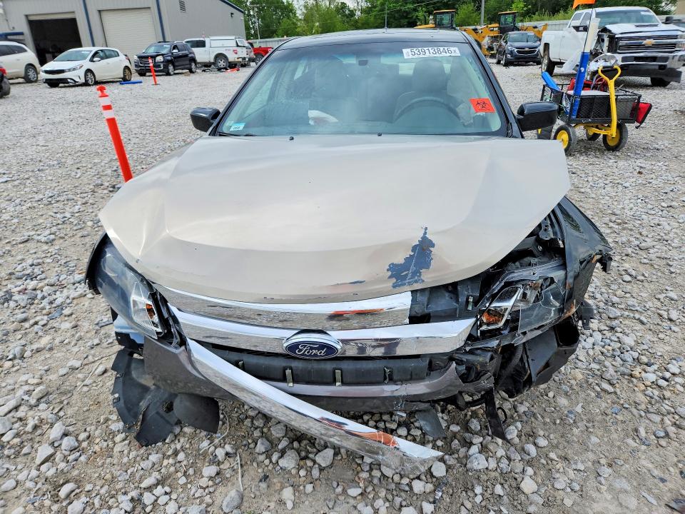 2010 Ford Fusion VIN 3FADP0L35AR130284 COPART salvage auction — FRONT END, MI - CERTIFICATE OF TITLE, sold $400 on 2026-07-09 (photo 5)