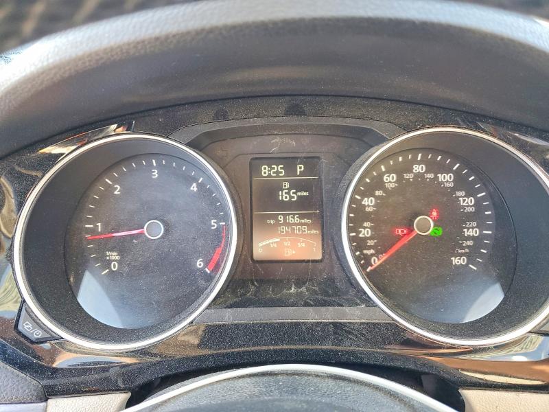 2015 Volkswagen Jetta VIN 3VWLA7AJ8FM340915 COPART salvage auction — REAR END, Nc - Salvage Certificate Of Title, sold $875 on 2026-07-04 (photo 9)