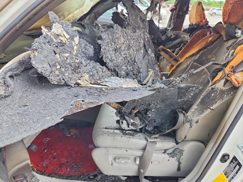 2008 Toyota VIN JTEDS41A082063329 COPART salvage auction — BURN, IL - SALVAGE CERTIFICATE, sold $200 on 2026-07-27 (photo 7)