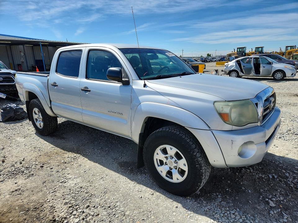 2010 Toyota Tacoma VIN 3TMLU4EN7AM047196 COPART salvage auction — REAR END, CO - PUBLIC - SALVAGE TITLE, sold $6,300 on 2026-07-02 (photo 4)