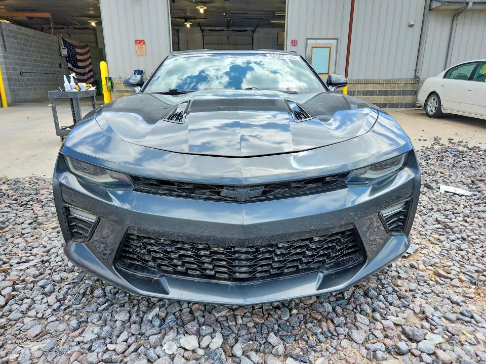 2016 Chevrolet Camaro VIN 1G1FF1R76G0151183 COPART salvage auction — WATER/FLOOD, Wv - Salvage Cert - Flood Damaged, sold $8,000 on 2026-07-04 (photo 5)