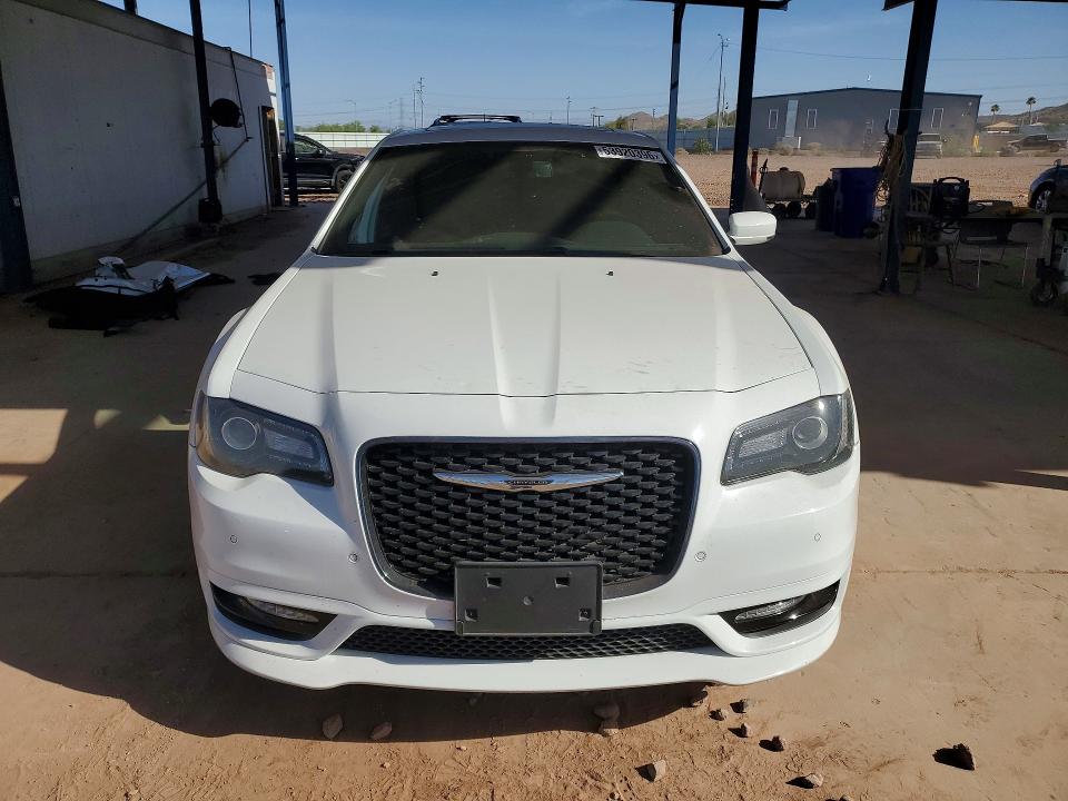 2018 Chrysler 300 VIN 2C3CCABG7JH141041 COPART salvage auction — SIDE, Az - Cert Of Title - Salvage, sold $7,600 on 2026-08-13 (photo 5)