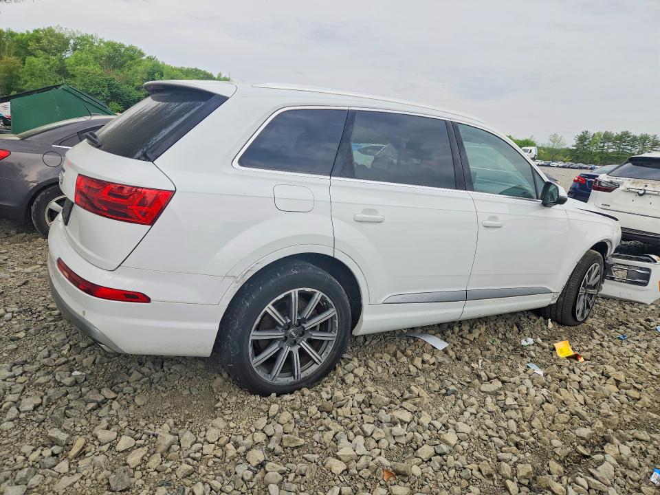 2019 Audi Q7 VIN WA1LAAF70KD020923 COPART salvage auction — FRONT END, NJ - CERT OF TITLE-SALVAGE, sold $8,500 on 2026-07-06 (photo 3)