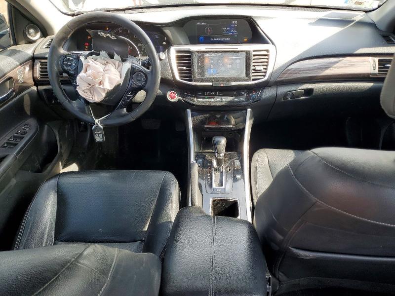 2017 Honda VIN JHMCR6F78HC031192 COPART salvage auction — FRONT END, IL - SALVAGE CERTIFICATE, sold $425 on 2026-07-22 (photo 8)
