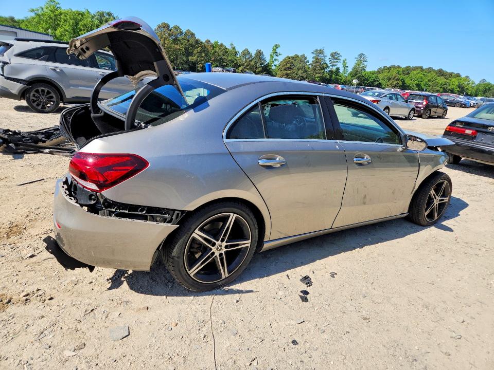 2019 Mercedes-benz A-klasse VIN WDD3G4FB6KW035673 COPART salvage auction — FRONT END, VA - CERT OF TITLE - SALVAGE, sold $1,950 on 2026-07-28 (photo 3)