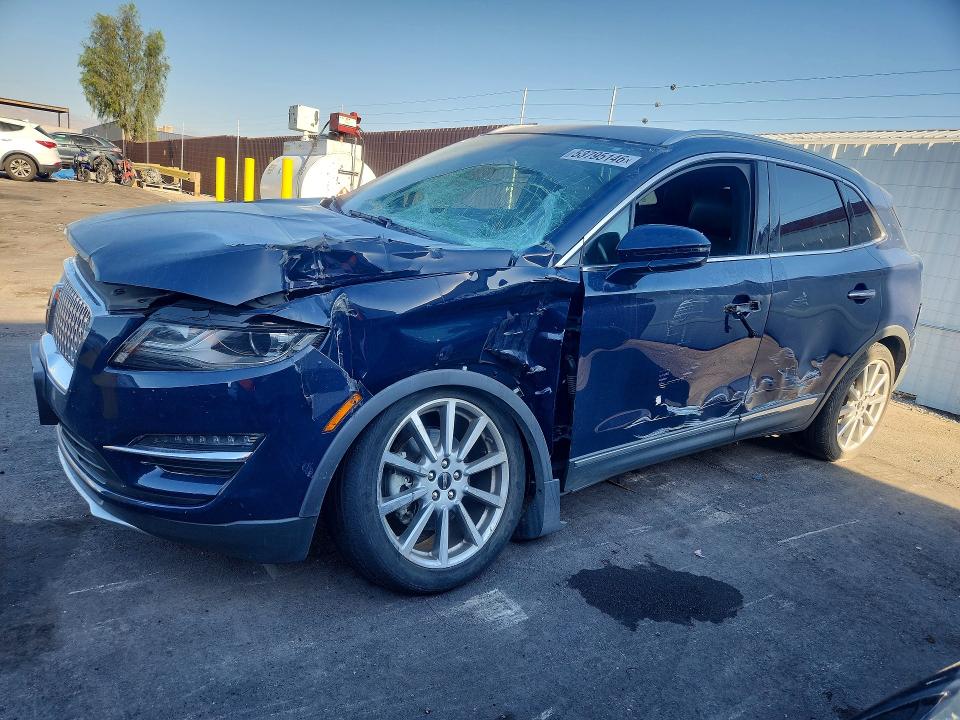 2019 Lincoln Mkc VIN 5LMCJ3C97KUL44788 COPART salvage auction — FRONT END, CA - DIS/DLR/EXP ONLY CLEAN TITLE, sold $4,500 on 2026-07-27 (photo 1)
