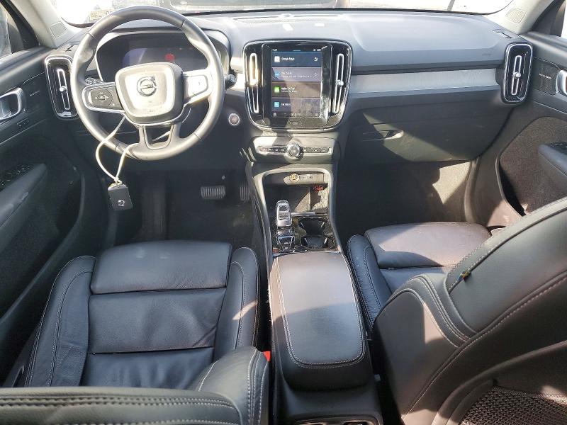 2024 Volvo Xc40 VIN YV4L12UL8R2201427 COPART salvage auction — SIDE, Md - Cert Of Salvage > 75% Damage, sold $250 on 2026-07-27 (photo 8)