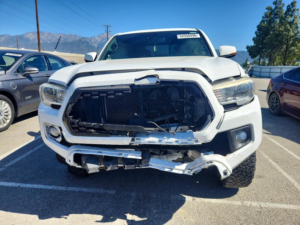 2018 Toyota Tacoma VIN 3TMAZ5CN4JM054351 COPART salvage auction — FRONT END, Ca - Salvage Certificate, sold $10,500 on 2026-07-30 (photo 5)