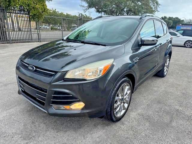 2016 Ford Escape VIN 1FMCU0GX4GUC35892 COPART salvage auction — MINOR DENT/SCRATCHES, Fl - Certificate Of Destruction (P), sold $3,900 on 2026-07-09 (photo 1)