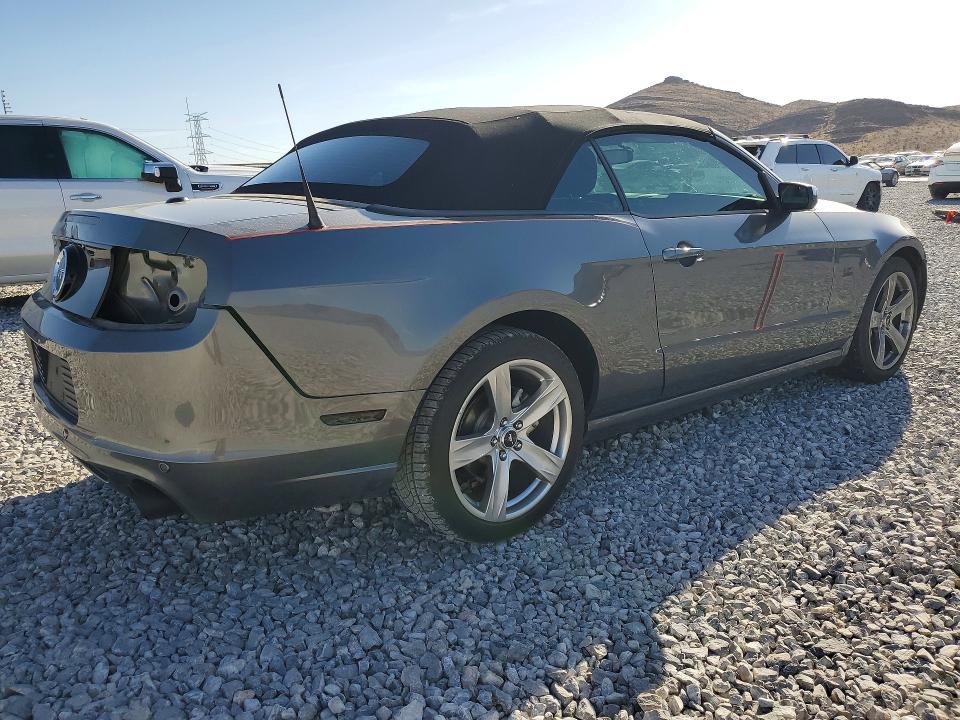 2013 Ford Mustang VIN 1ZVBP8FF9D5252981 COPART salvage auction — REAR END, Nv - Salvage Title, sold $5,800 on 2026-07-29 (photo 3)