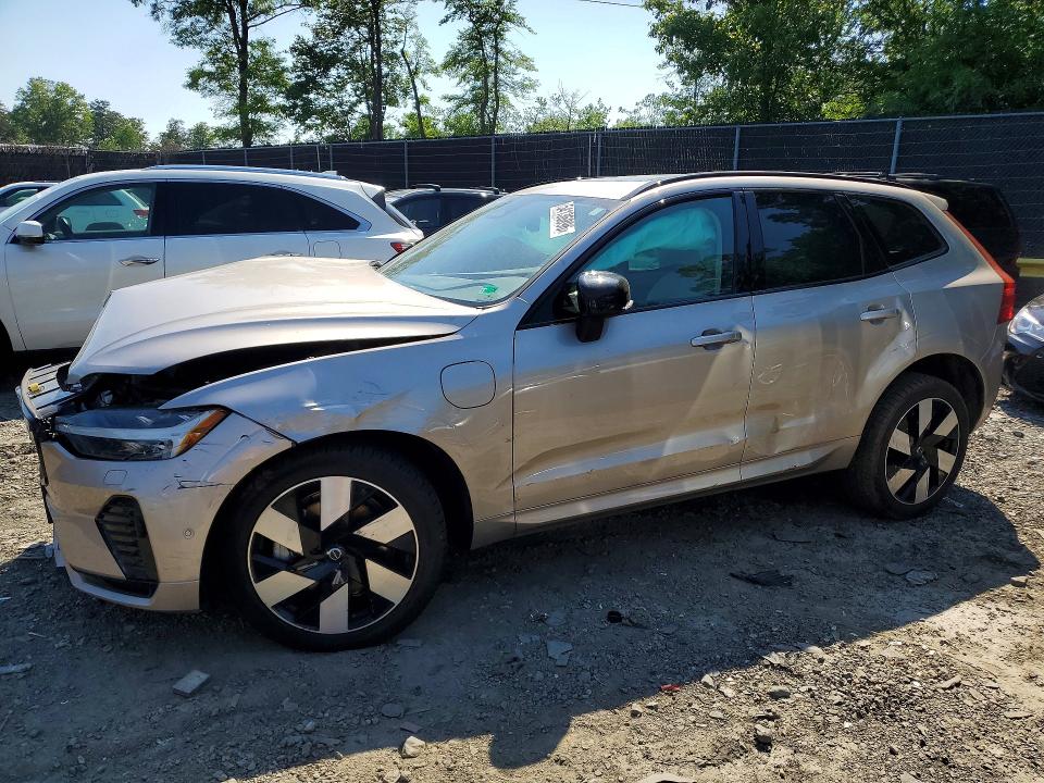 2025 Volvo Xc60 VIN YV4H60RC0S1068131 — COPART salvage auction photo