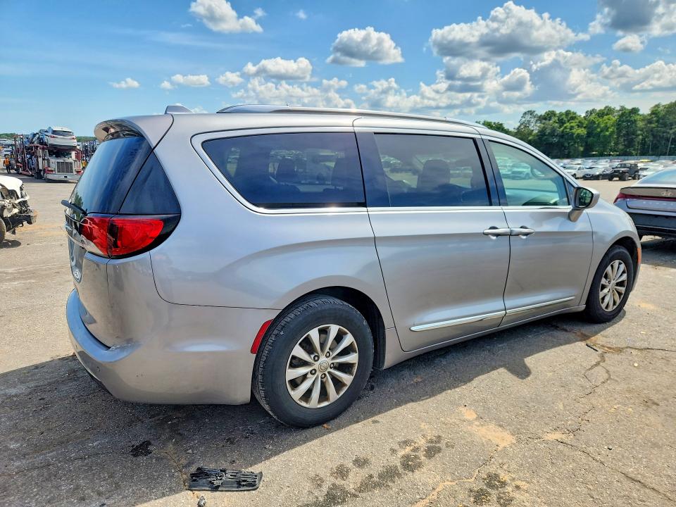 2019 Chrysler Pacifica VIN 2C4RC1BG1KR731849 COPART salvage auction — MINOR DENT/SCRATCHES, Ms - Certificate Of Title, sold $650 on 2026-07-04 (photo 3)