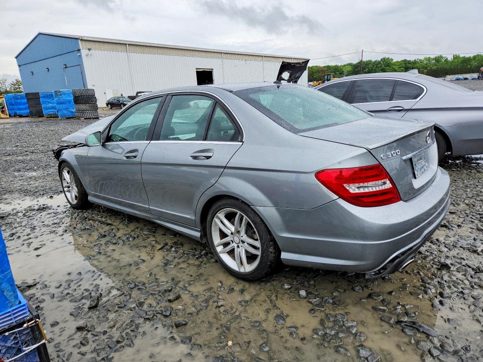 2014 Mercedes-benz C-klasse VIN WDDGF8AB1EA960253 COPART salvage auction — FRONT END, Nj - Cert Of Title-Salvage, sold $700 on 2026-08-03 (photo 2)