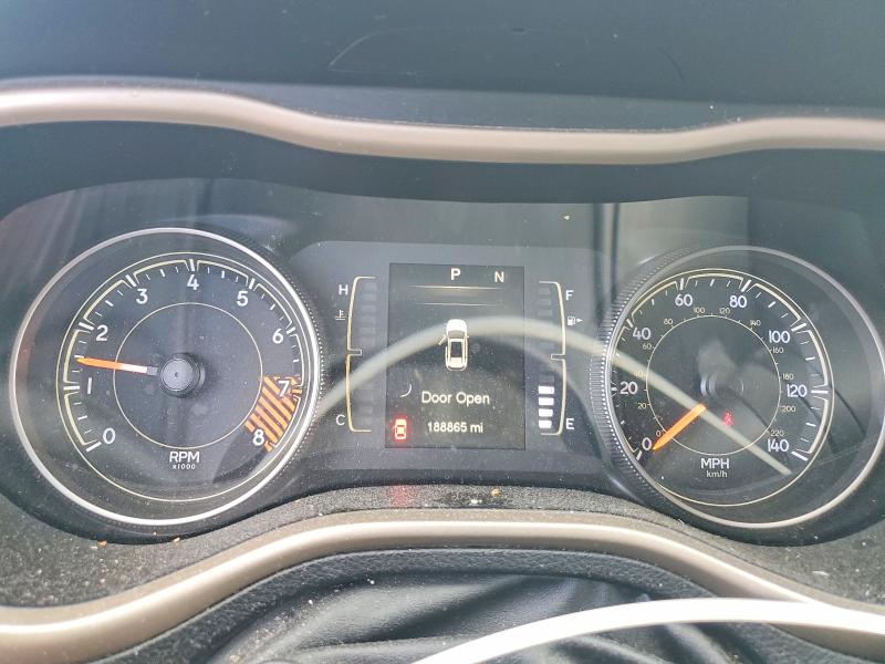 2015 Jeep Cherokee VIN 1C4PJMCS7FW793075 COPART salvage auction — SIDE, CT - CERTIFICATE OF TITLE, sold $2,000 on 2026-08-07 (photo 9)