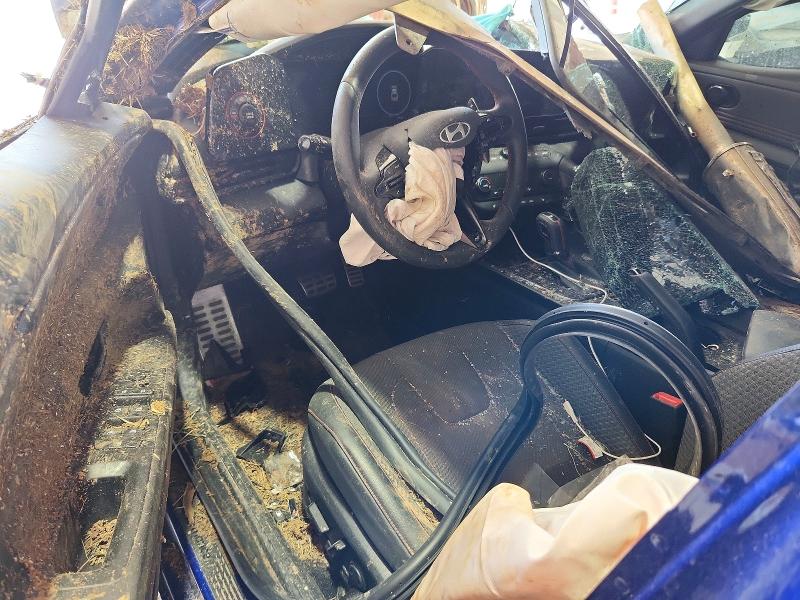 2025 Hyundai Elantra VIN KMHLR4DF8SU060835 COPART salvage auction — ROLLOVER, Pa - Certificate Of Salvage, sold $550 on 2026-07-17 (photo 8)