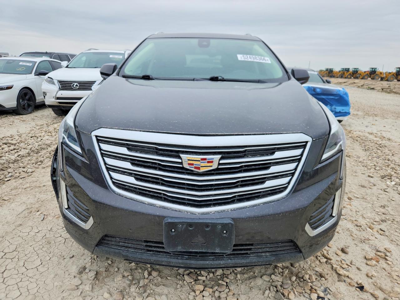 2018 Cadillac XT5 VIN 1GYKNCRS6JZ104791 COPART salvage auction — Side, TX - SALVAGE VEHICLE TITLE, sold $4,800 on 2026-06-25 (photo 5)