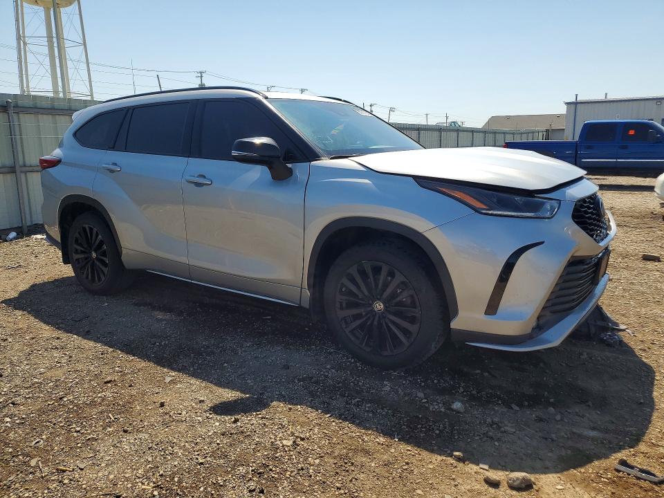 2023 Toyota Highlander VIN 5TDKDRBH9PS508608 COPART salvage auction — FRONT END, IL - SALVAGE CERTIFICATE, sold $15,200 on 2026-07-08 (photo 4)
