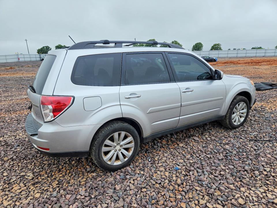 2011 Subaru Forester VIN JF2SHBEC1BH740565 COPART salvage auction — HAIL, Ok - Cert Of Title-Salvage, sold $350 on 2026-07-03 (photo 3)