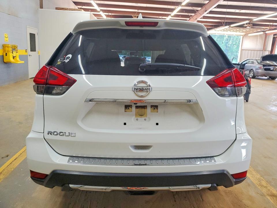 2017 Nissan VIN JN8AT2MT9HW140931 COPART salvage auction — FRONT END, Nc - Salvage Certificate Of Title, sold $925 on 2026-07-22 (photo 6)
