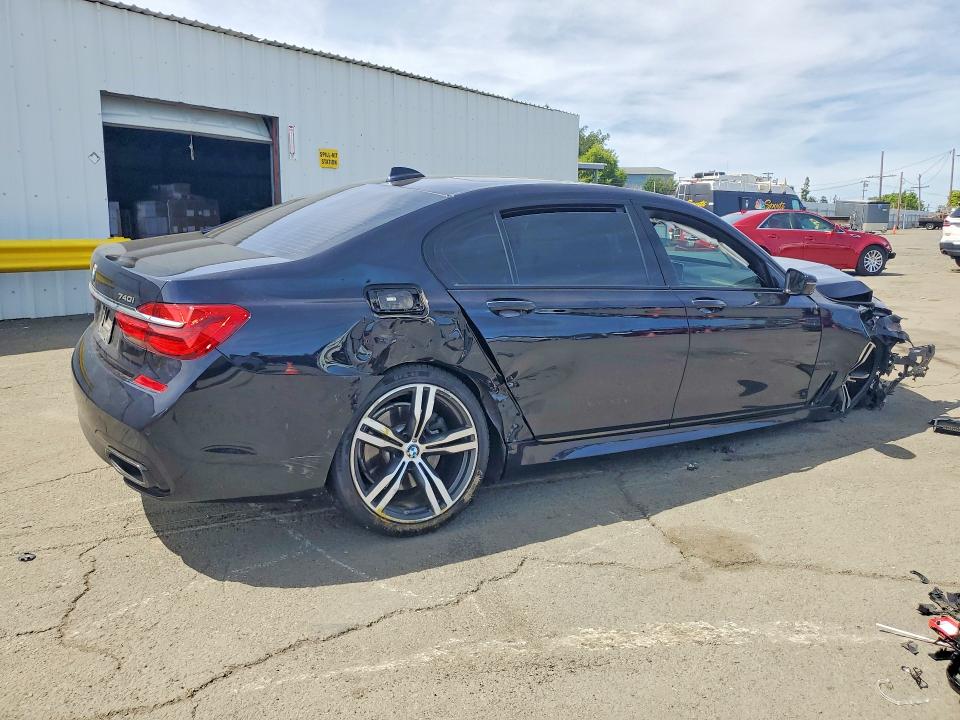 2017 BMW 7er VIN WBA7E2C34HG740829 COPART salvage auction — FRONT END, CA - SALVAGE CERTIFICATE, sold $3,250 on 2026-07-17 (photo 3)
