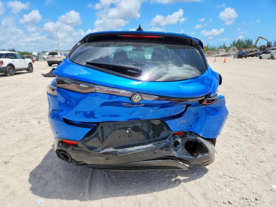 2024 Alfa romeo Tonale VIN ZASPATDWXR3030800 COPART salvage auction — REAR END, Fl - Certificate Of Destruction, sold $900 on 2026-07-16 (photo 6)
