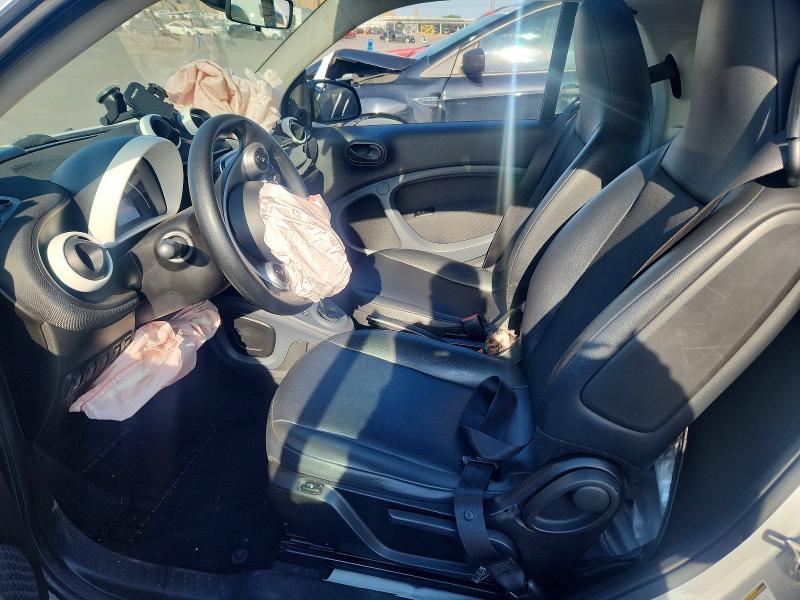 2016 Smart VIN WMEFJ5DA4GK123419 COPART salvage auction — FRONT END, Tx - Salvage Vehicle Title, sold $1,000 on 2026-08-20 (photo 7)