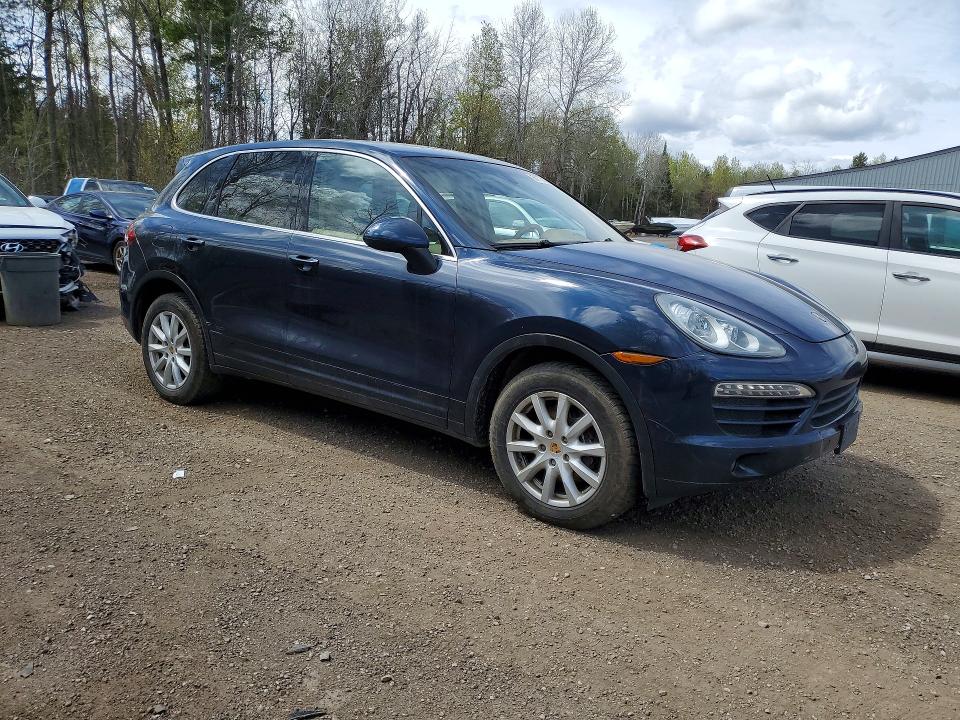 2011 Porsche Cayenne VIN WP1AA2A23BLA01284 COPART salvage auction — REAR END, On - Permit No Brand - Unfit, sold $1,800 on 2026-07-16 (photo 4)