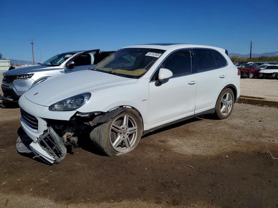 2016 Porsche Cayenne VIN WP1AF2A21GLA40335 COPART salvage auction — UNDERCARRIAGE, Az - Cert Of Title - Salvage, sold $3,900 on 2026-07-31 (photo 1)