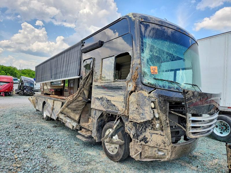 2017 Thor Motor coach VIN 1F66F5DY7H0A12750 COPART salvage auction — ROLLOVER, NC - SALVAGE CERTIFICATE OF TITLE, sold $6,000 on 2026-09-18 (photo 1)