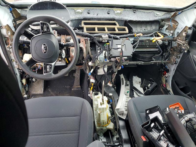 2019 Kia Sorento VIN 5XYPG4A58KG440914 COPART salvage auction — STRIPPED, MO - SALVAGE CERTIFICATE OF TITLE, sold $2,500 on 2026-07-07 (photo 8)