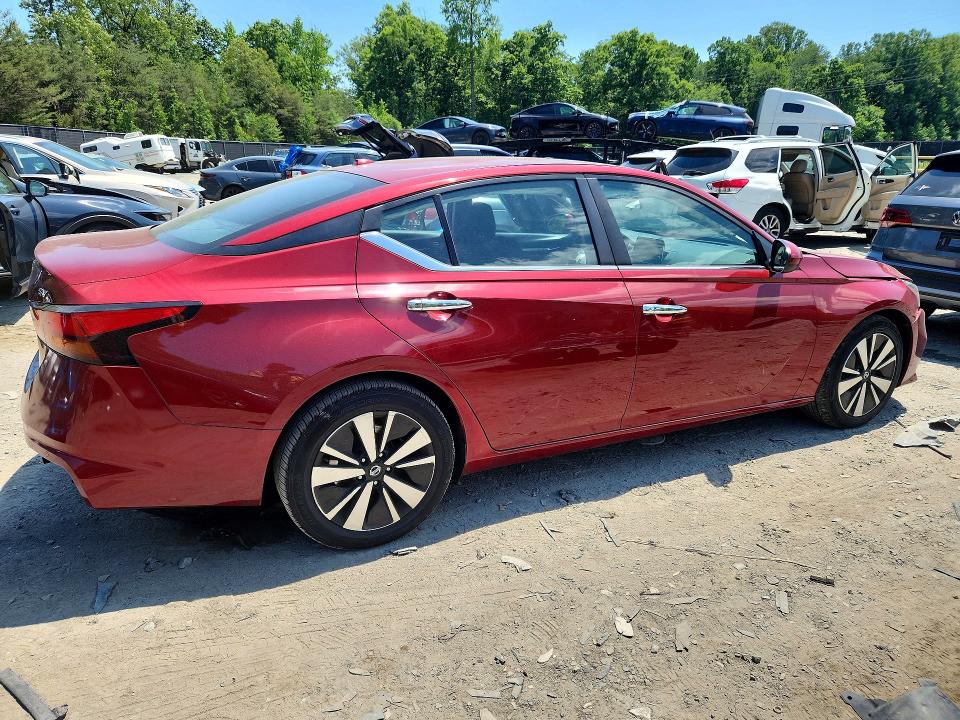 2022 Nissan VIN 1N4BL4DV9NN315019 COPART salvage auction — FRONT END, Md - Cert Of Salvage > 75% Damage, sold $3,900 on 2026-07-02 (photo 3)