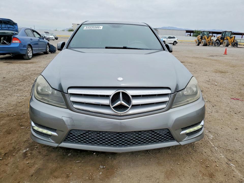 2013 Mercedes-benz C-klasse VIN WDDGF4HB3DR276447 COPART salvage auction — REAR END, Id - Salvage Certificate Of Title, sold $1,550 on 2026-07-10 (photo 5)