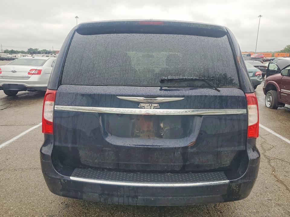 2011 Chrysler Town & country VIN 2A4RR5DG7BR615987 COPART salvage auction — MINOR DENT/SCRATCHES, Oh - Certificate Of Title, sold $300 on 2026-07-22 (photo 6)