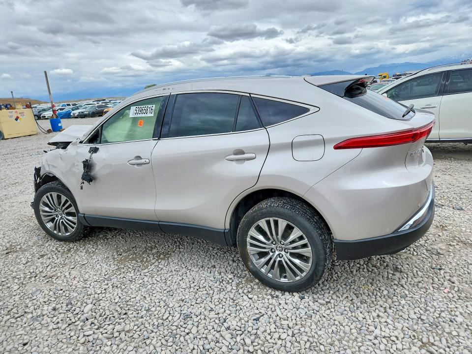 2022 Toyota Venza VIN JTEAAAAH2NJ099851 COPART salvage auction — ROLLOVER, Ut - Salvage Certificate, sold $2,600 on 2026-07-10 (photo 2)