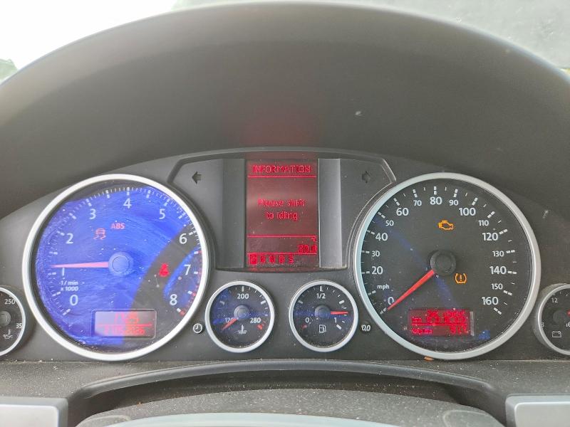 2008 Volkswagen Touareg VIN WVGBE77L88D034027 COPART salvage auction — REAR END, Ab - Bos - Salvage, sold $200 on 2026-07-28 (photo 9)