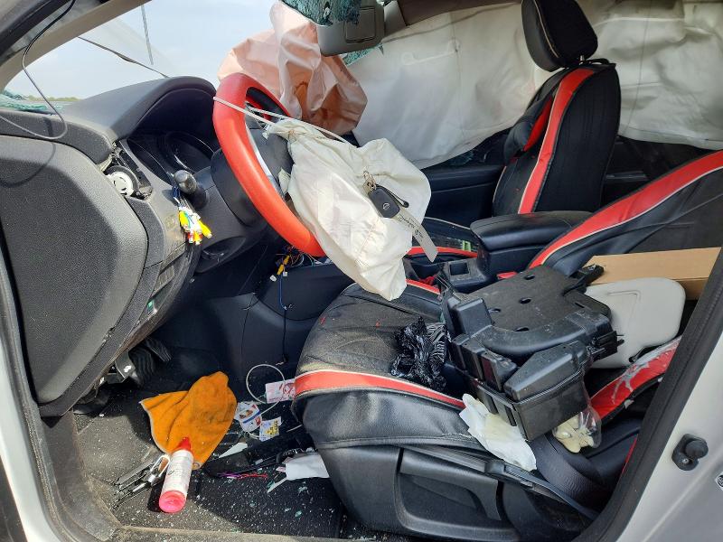 2017 Nissan Rogue VIN JN1BJ1CR9HW117951 COPART salvage auction — ROLLOVER, Ny - Mv-907A Salvage Certificate, sold $400 on 2026-07-13 (photo 7)