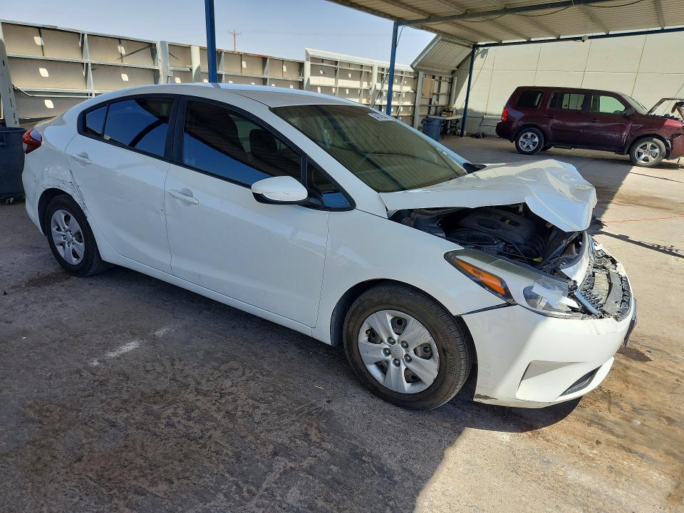 2018 Kia VIN 3KPFK4A77JE276403 COPART salvage auction — FRONT END, Tx - Salvage Vehicle Title, sold $1,650 on 2026-07-10 (photo 4)
