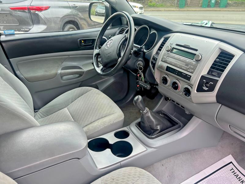 2010 Toyota Tacoma VIN 5TEUX4EN5AZ744011 COPART salvage auction — MINOR DENT/SCRATCHES, Ma - Certificate Of Title (P), sold $10,700 on 2026-07-21 (photo 8)