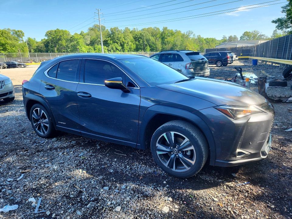 2022 Lexus Ux VIN JTHX9JBH2N2058232 COPART salvage auction — REAR END, Md - Cert Of Salvage < 75% Damage, sold $2,000 on 2026-07-28 (photo 4)