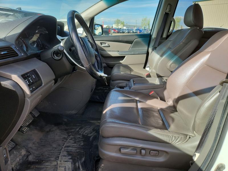 2011 Honda Odyssey VIN 5FNRL5H6XBB501065 COPART salvage auction — HAIL, Ab - Oop - Active, sold $4,200 on 2026-07-03 (photo 7)