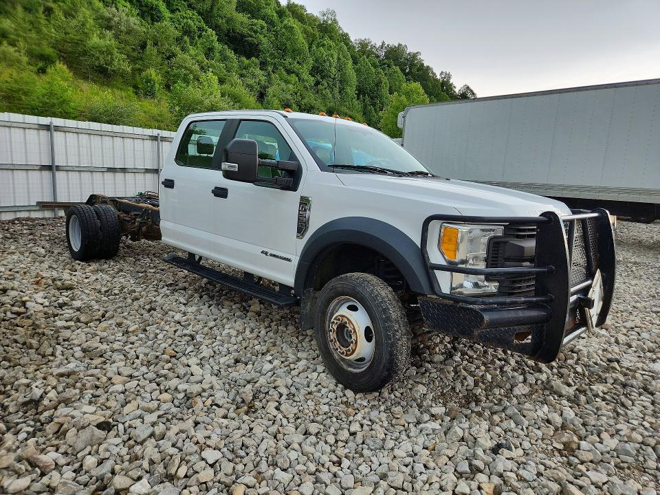 2017 Ford F550 VIN 1FD0W5HT8HEF18572 COPART salvage auction — NORMAL WEAR, Ct - Clean Title, sold $17,200 on 2026-07-14 (photo 4)