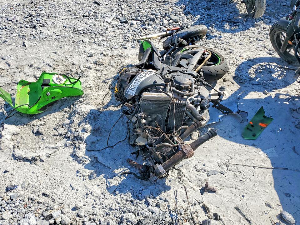 2021 Kawasaki Zx VIN JKBZXVL10MA000736 COPART salvage auction — FRONT END, Ga - Cert Of Title-Salvage, sold $60 on 2026-07-30 (photo 2)
