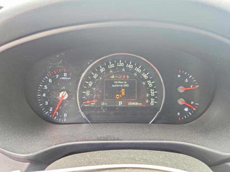2016 Kia Sorento VIN 5XYPKDA14GG160720 COPART salvage auction — FRONT END, Qc - Gravement Accidente, sold $2,000 on 2026-07-07 (photo 9)