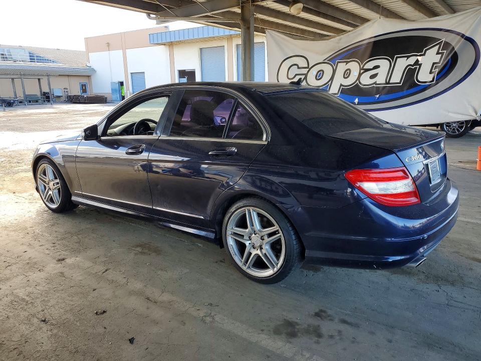 2011 Mercedes-benz C class VIN WDDGF5EB2BR174578 COPART salvage auction — MINOR DENT/SCRATCHES, Mt - Dis/Dlr/Exp Only Clean Title, sold $250 on 2026-07-28 (photo 2)