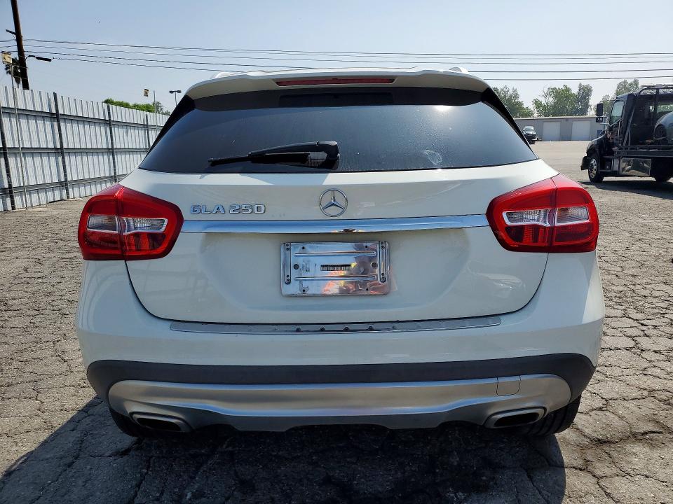 2017 Mercedes-benz Gla-class VIN WDCTG4EB3HJ332931 COPART salvage auction — MINOR DENT/SCRATCHES, Ca - Dis/Dlr/Exp Only Clean Title, sold $5,600 on 2026-07-29 (photo 6)