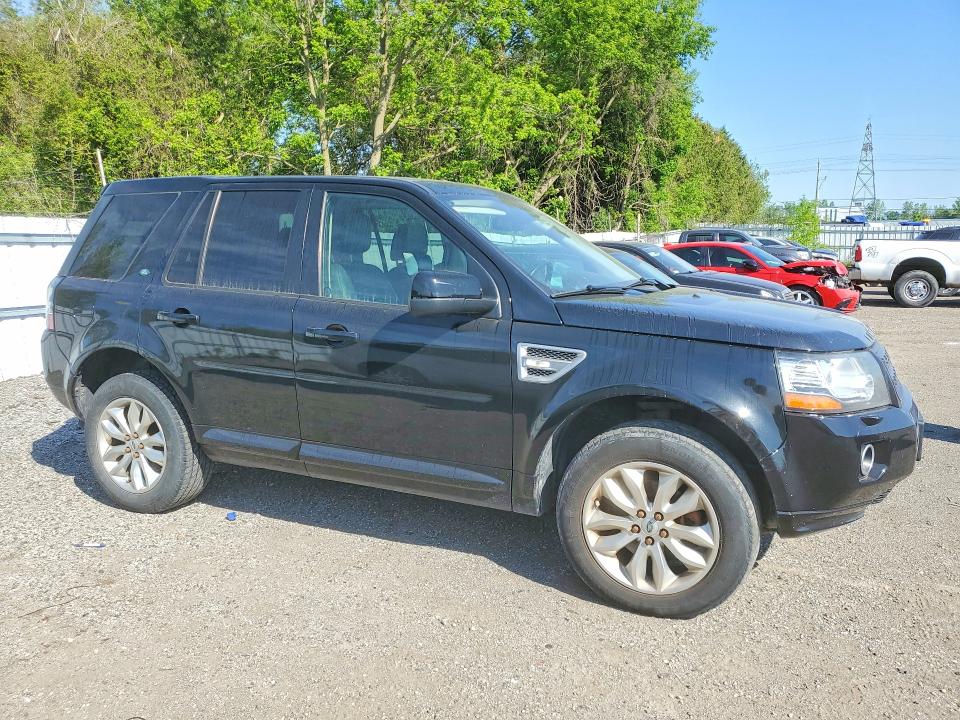 2014 Land rover Lr2 VIN SALFR2BG8EH388909 COPART salvage auction — MECHANICAL, On - Permit No Brand - Fit, sold $625 on 2026-07-30 (photo 4)