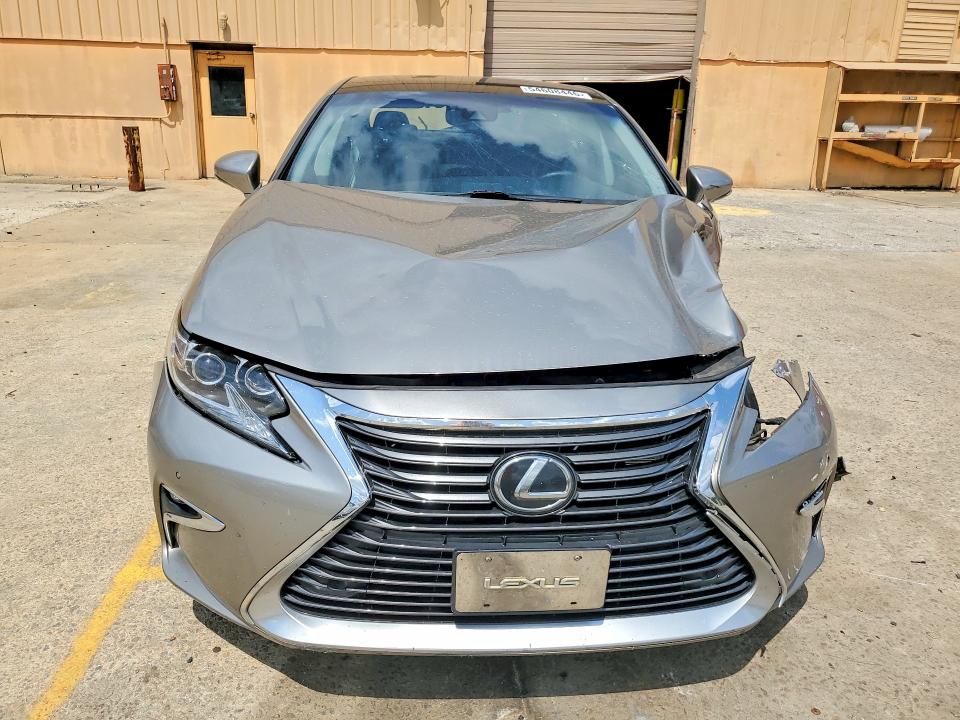 2017 Lexus VIN 58ABK1GG2HU054999 COPART salvage auction — FRONT END, SC - CERT OF TITLE-SALVAGE, sold $5,100 on 2026-07-03 (photo 5)