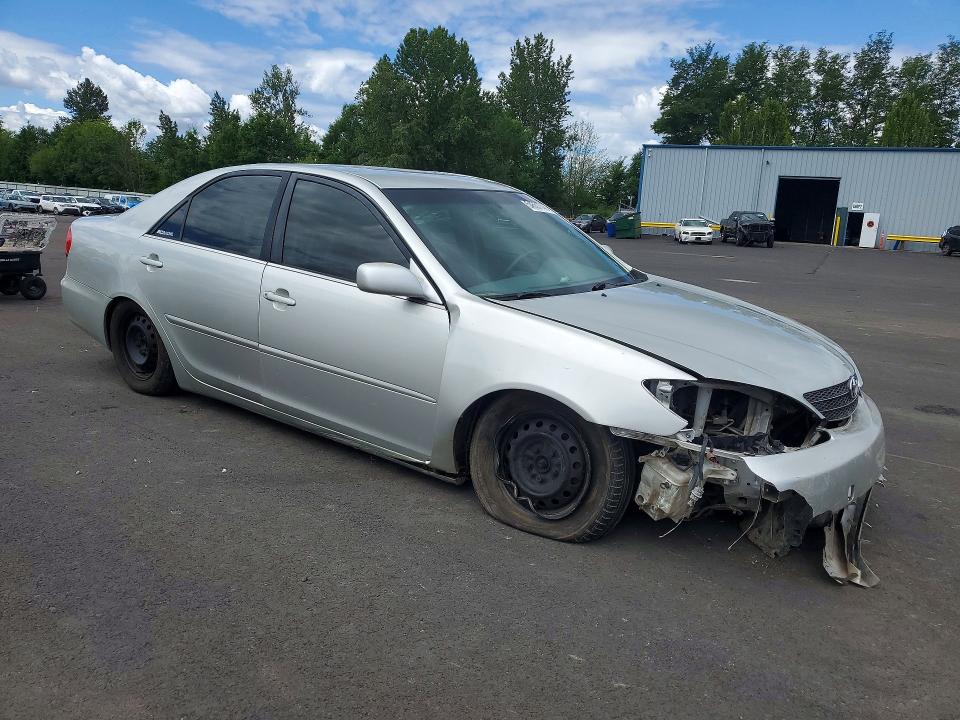 2004 Toyota Camry VIN JTDBE32K740260041 COPART salvage auction — FRONT END, Or - Salvage Title Certificate, sold $225 on 2026-07-29 (photo 4)