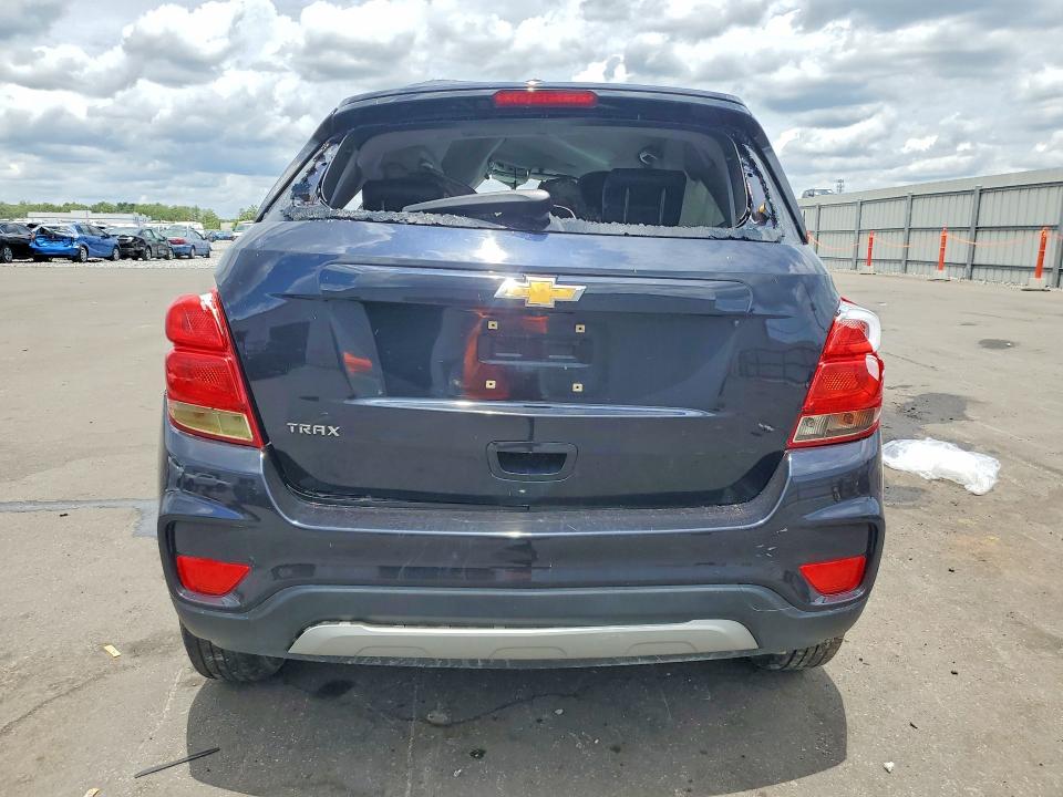 2022 Chevrolet Trax VIN KL7CJLSM5NB547446 COPART salvage auction — ROLLOVER, FL - CERTIFICATE OF DESTRUCTION, sold $275 on 2026-07-22 (photo 6)